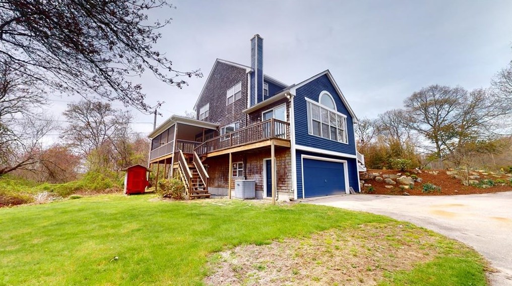 390 Wandsworth St, South Kingstown, RI 02882