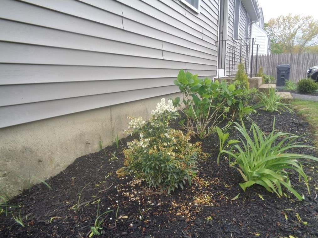 47 Arrow Ave, Warwick RI  02886-5101 exterior