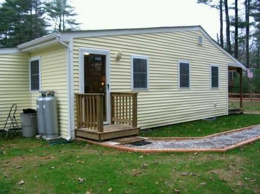 311 Shady Valley Rd, Coventry, RI 02816