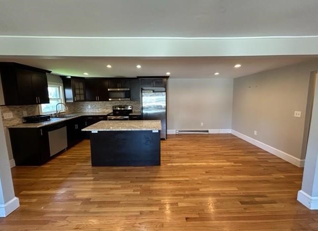 5 Kyle Ter, Middletown, RI 02840