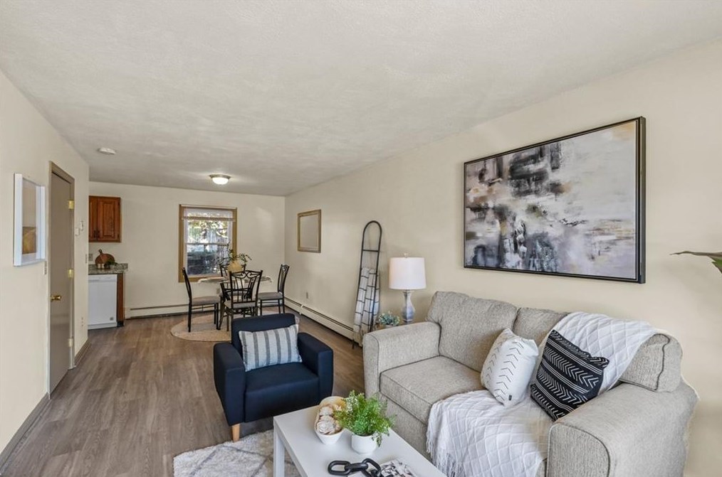 10 East St #316, Cranston, RI 02920