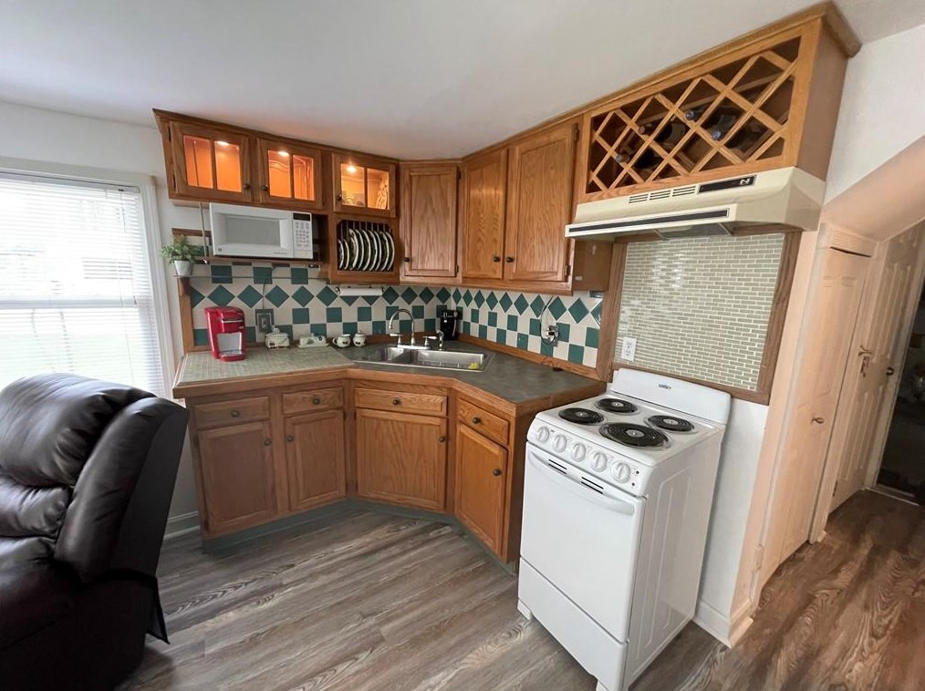 32 Mccann St, North Smithfield RI  02896-7914 exterior