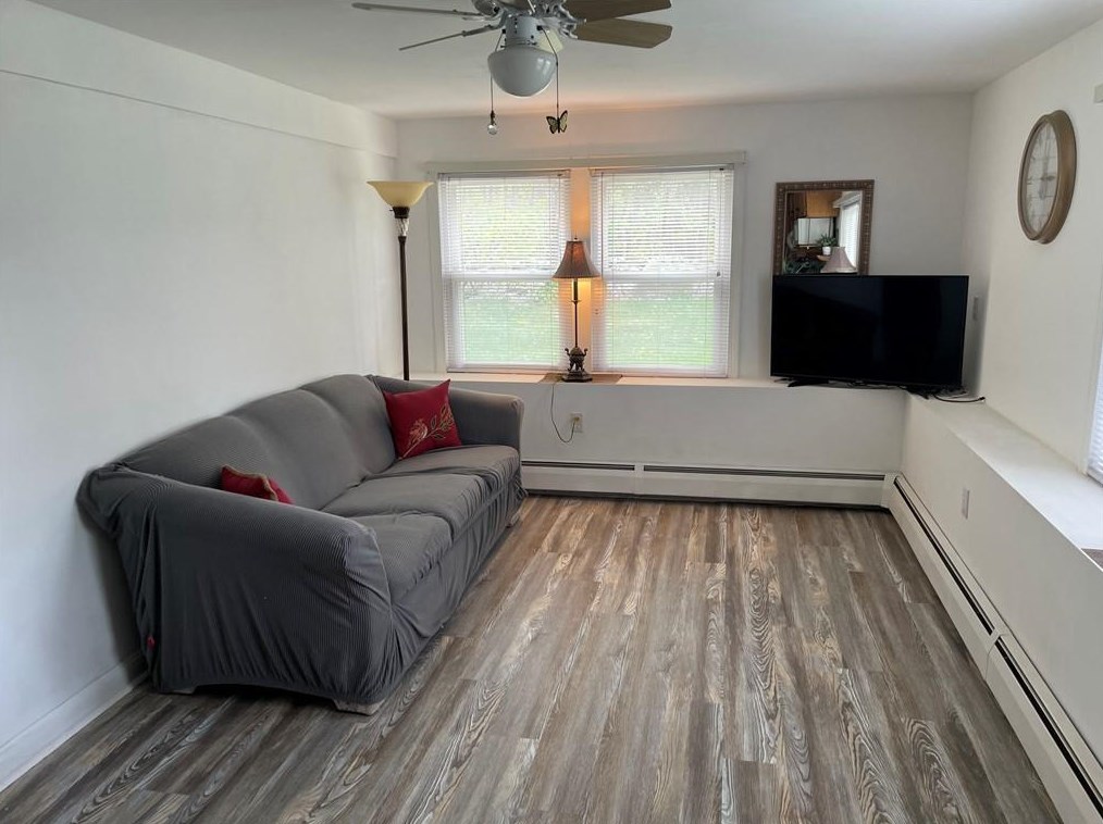 32 Mccann St, North Smithfield RI  02896-7914 exterior