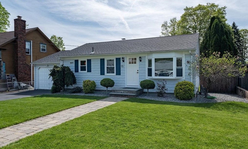 25 Harmony St, West Warwick, RI 02893