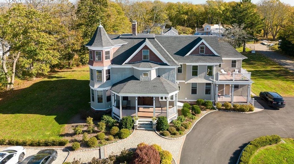 567 Bristol Ferry Rd #2, Portsmouth, RI 02871
