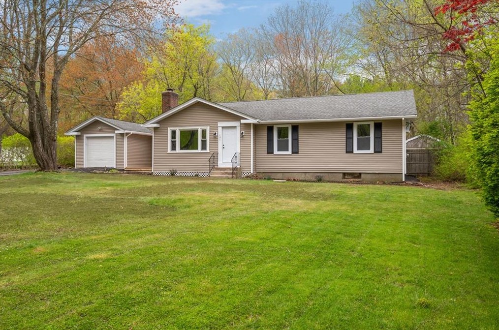 131 Sayles Hl Rd, North Smithfield RI  02896-8227 exterior