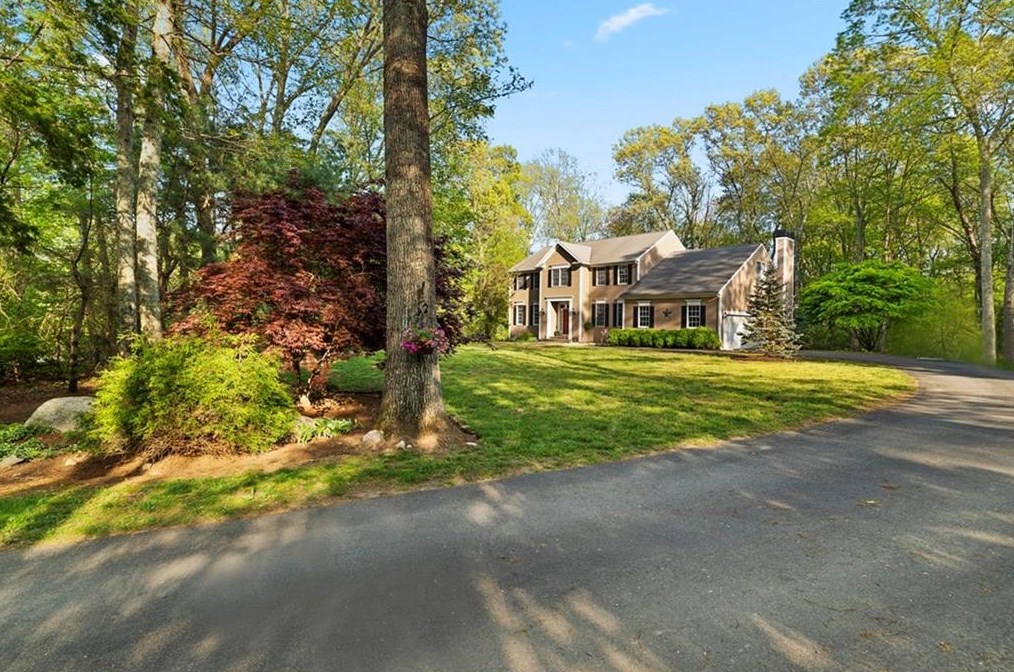 62 Janna Ct, North Kingstown, RI 02852