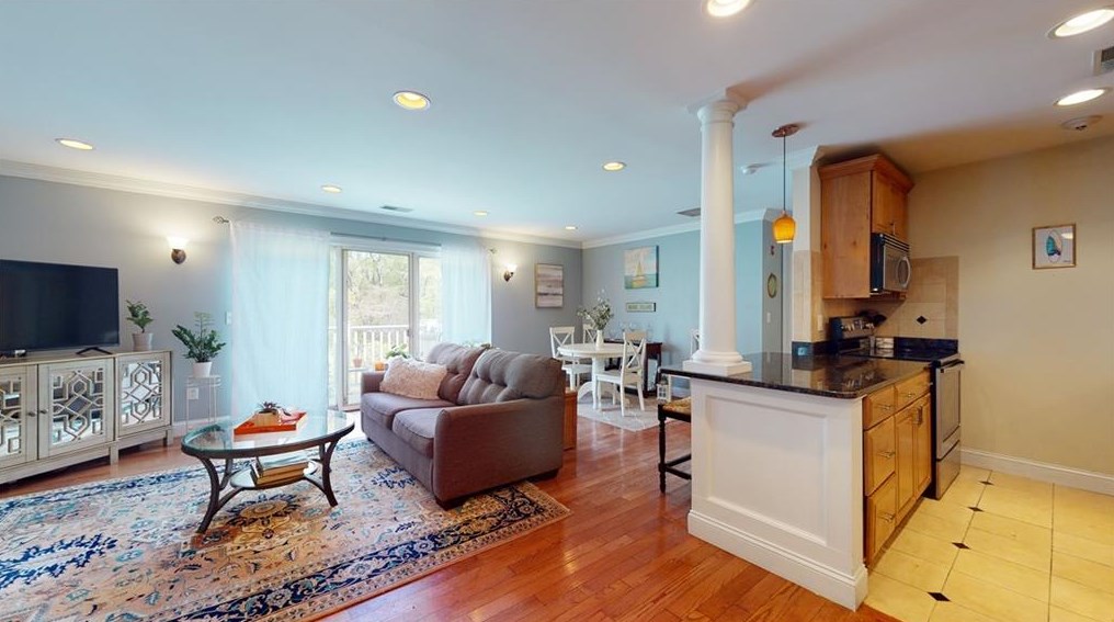 21 Starr Dr #203, South Kingstown, RI 02882