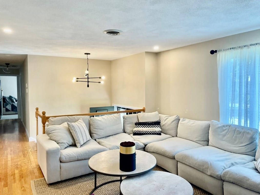 36 Conifer Dr, Providence, RI 02904
