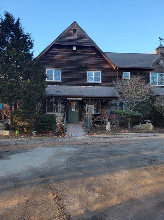 21 Shermantown Rd, South Kingstown, RI 02874