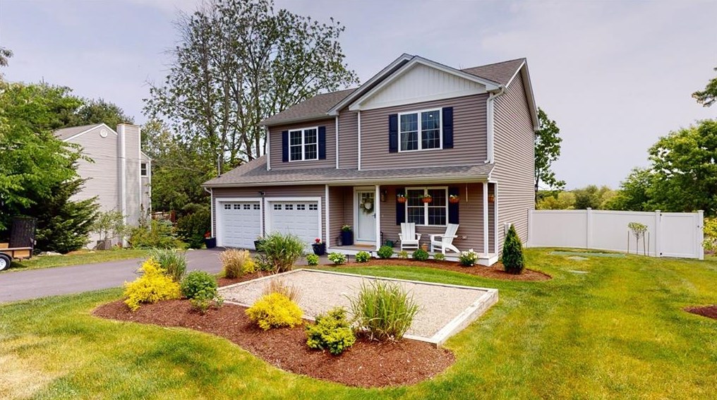 634 Natick Ave, Cranston, RI 02921