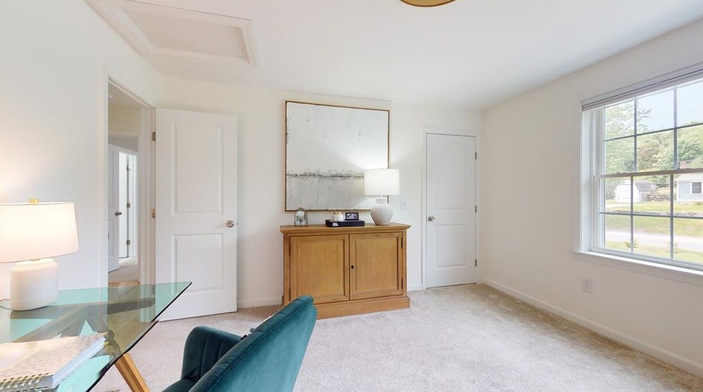 634 Natick Ave, Cranston RI  02921-1027 exterior