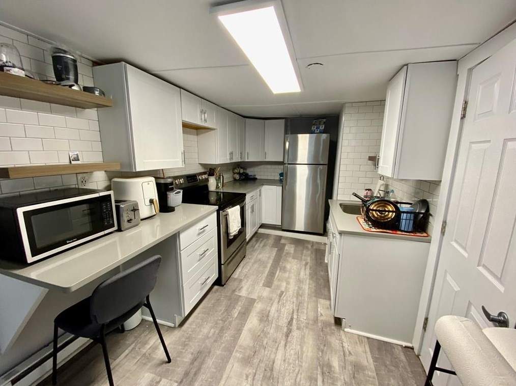 130 Spring St #2s, Middletown, RI 02840