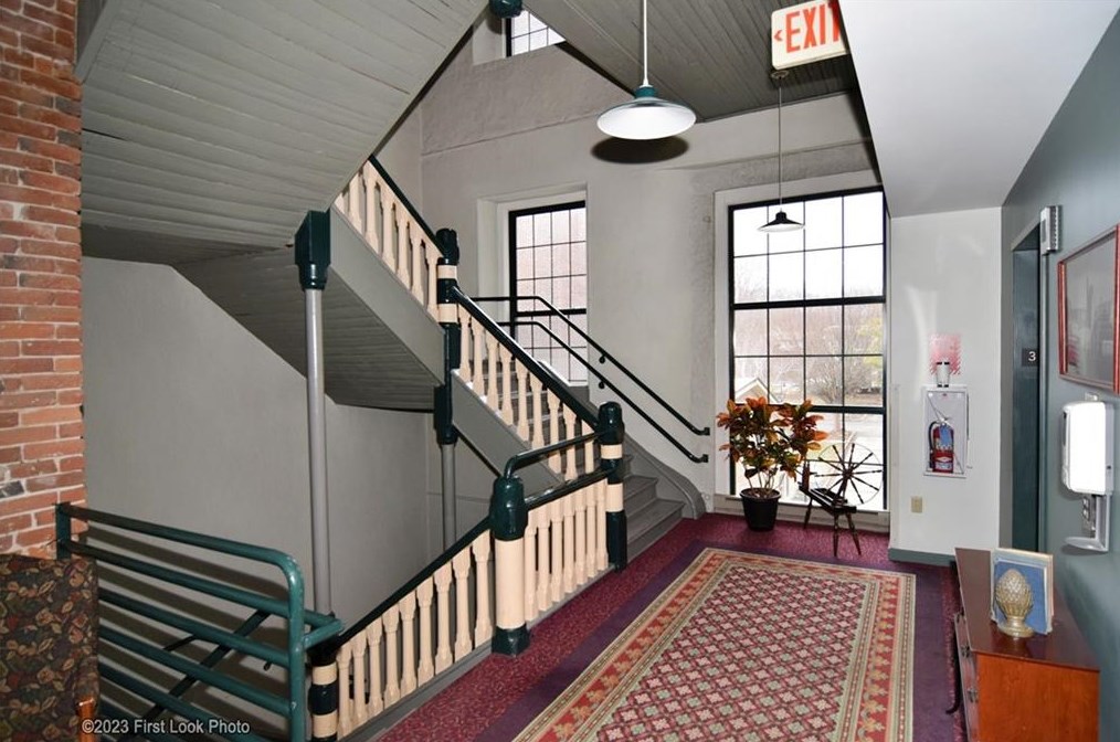 15 Higgins St #109, Smithfield, RI 02917