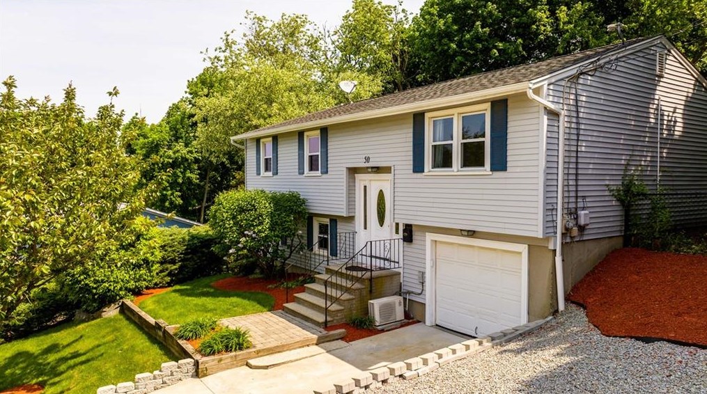 50 Bethel St, Cranston, RI 02920