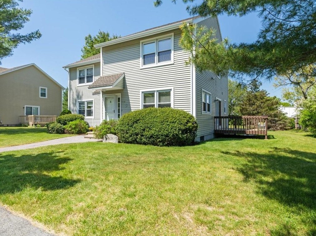 92 Quannacut Rd #b, Westerly, RI 02891