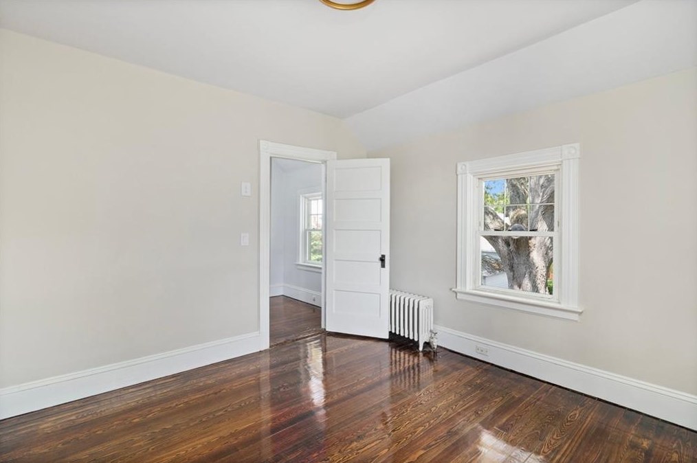 29 Blackamore Ave, Cranston RI  02910-4547 exterior