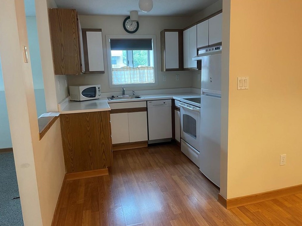 728 Beverage Hill Ave #12, Pawtucket, RI 02861