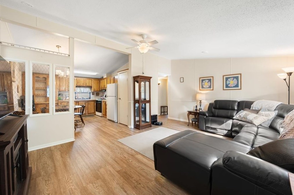 18 Lear Dr, Coventry, RI 02816
