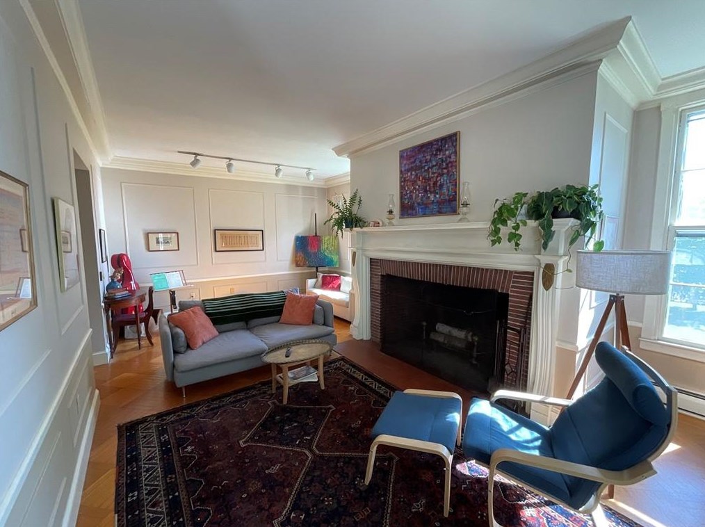 397 Gibbs Ave #1, Middletown, RI 02840