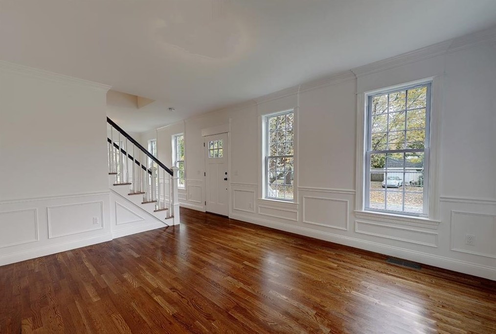 22 Anoka Ave, Barrington, RI 02806-3505