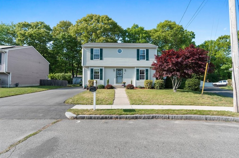 6 Allison Ct, East Providence RI  02915-2059 exterior