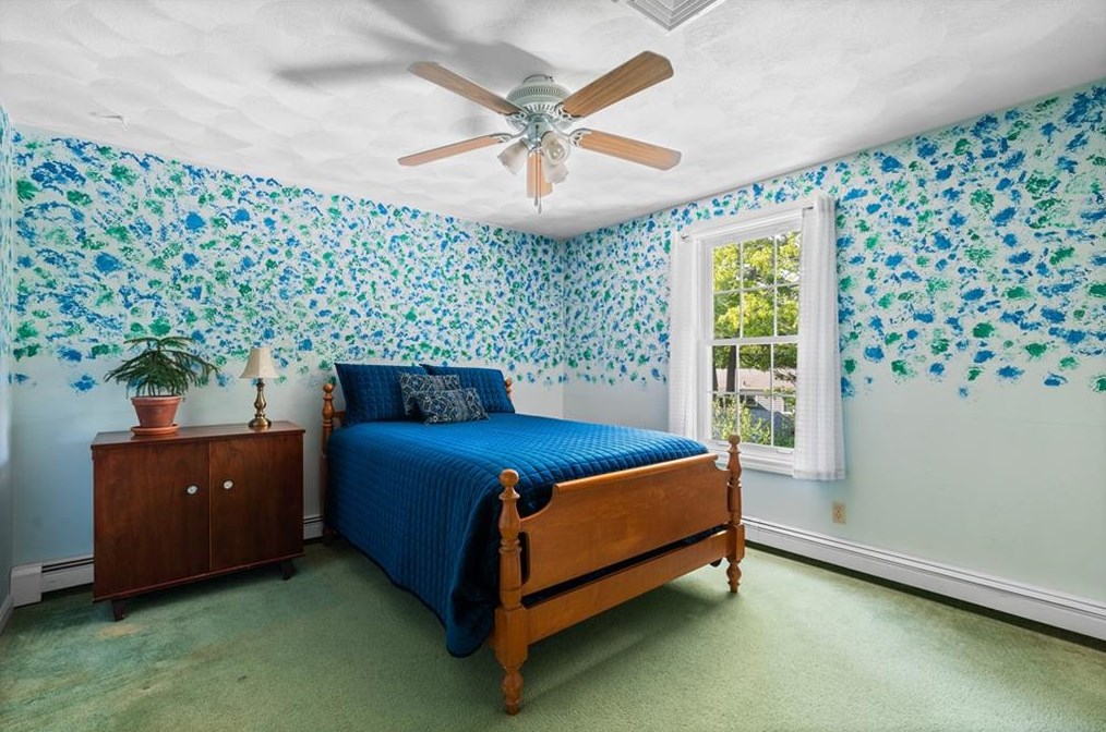 6 Allison Ct, East Providence RI  02915-2059 exterior