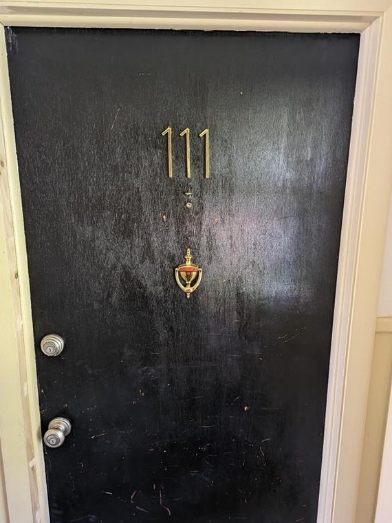 70 Carroll Ave #111, Middletown, RI 02840