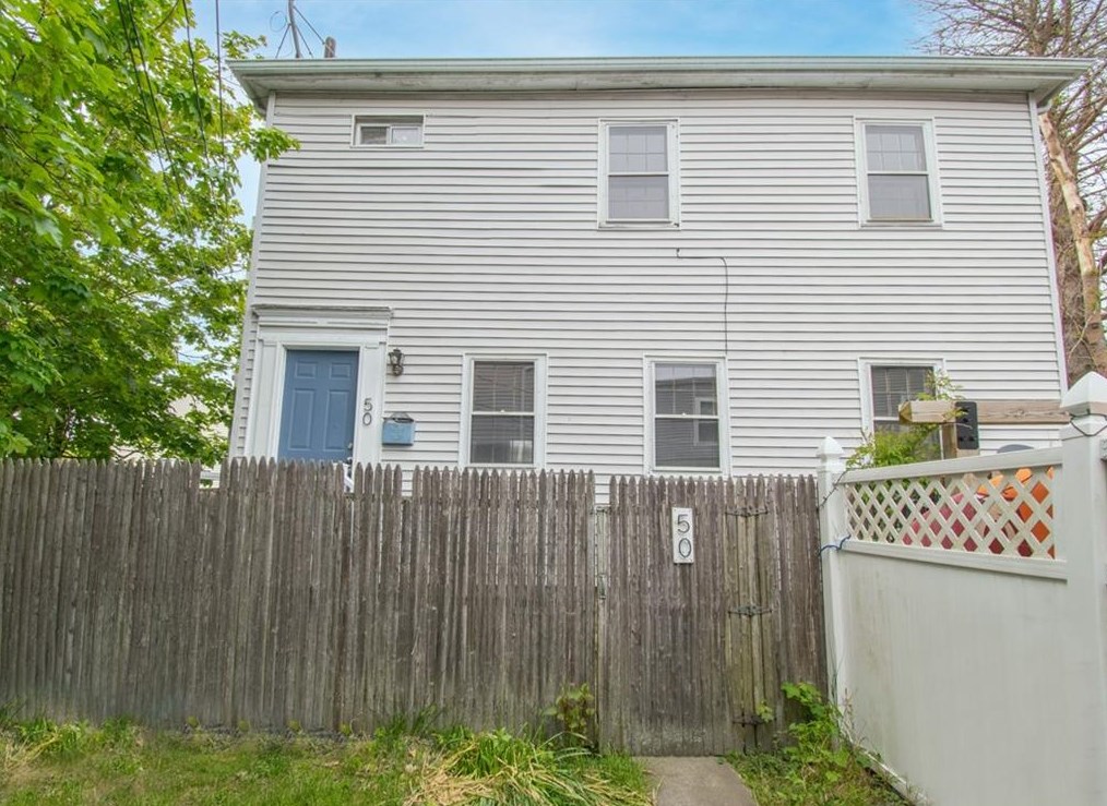 50 E Bowery St, Middletown, RI 02840