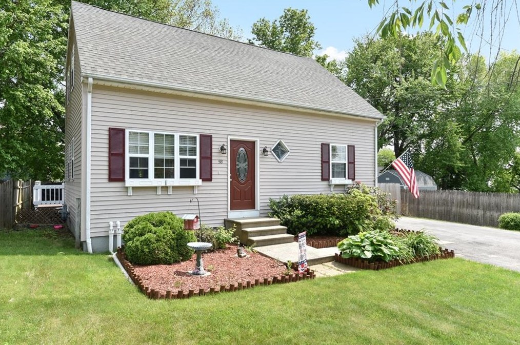 58 Weeks St, Cumberland, RI 02864