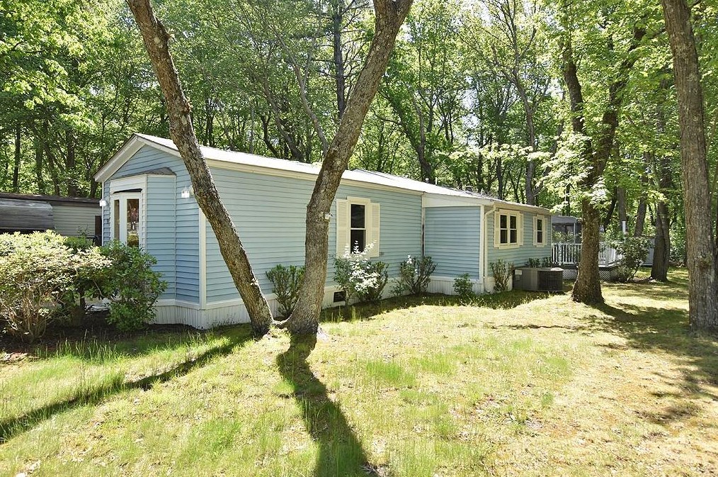 33 Leisure Way, Coventry, RI 02816