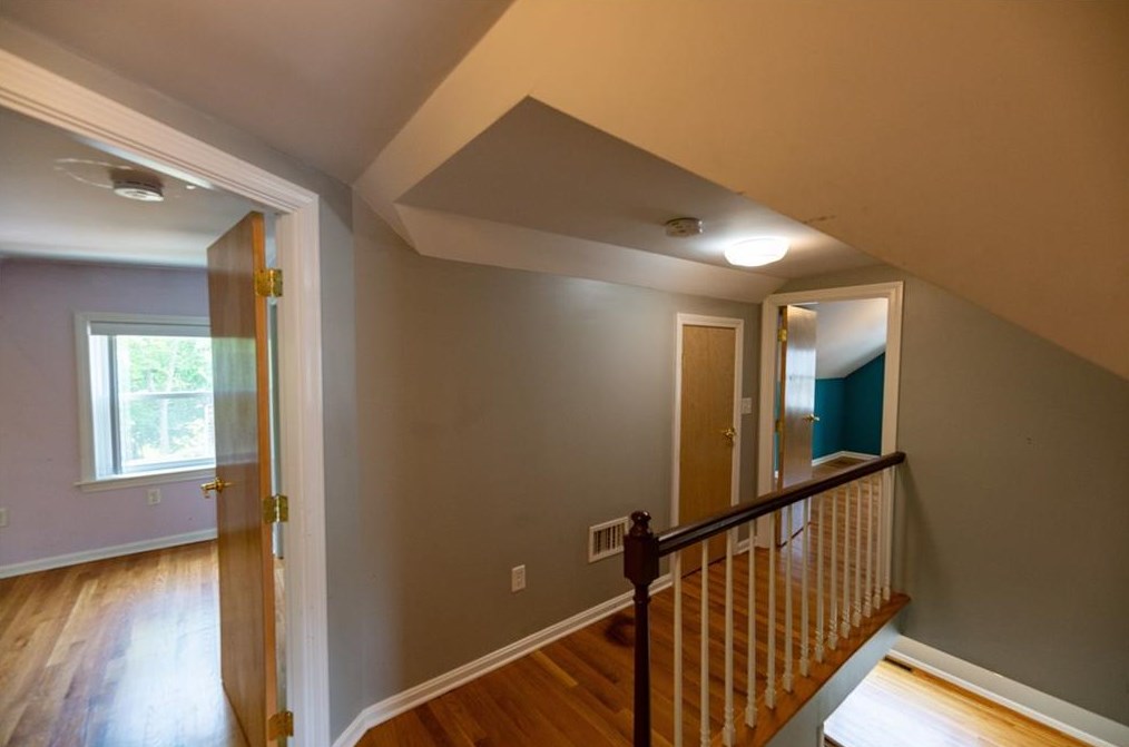 316 Waterman Ave, Smithfield RI  02917-2525 exterior