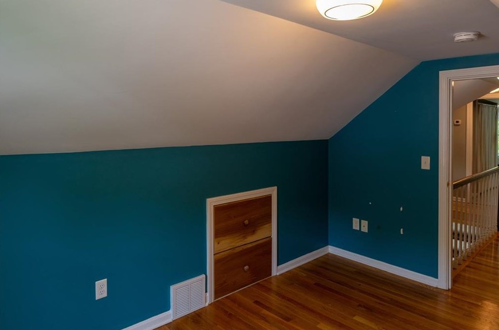316 Waterman Ave, Smithfield RI  02917-2525 exterior
