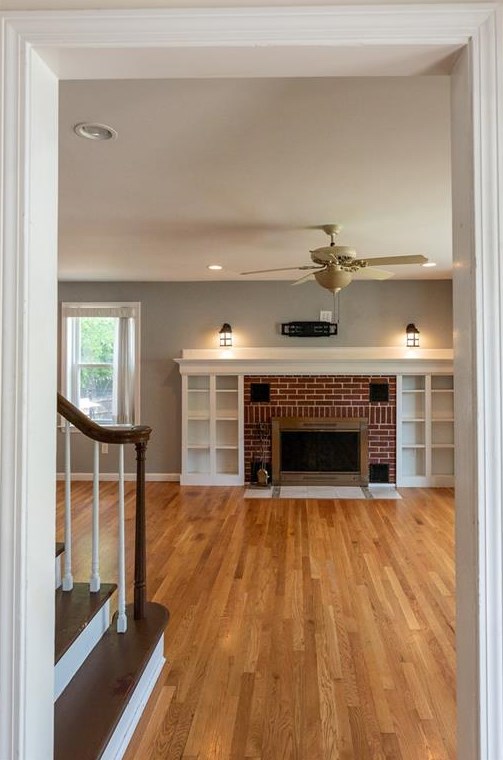 316 Waterman Ave, Smithfield RI  02917-2525 exterior