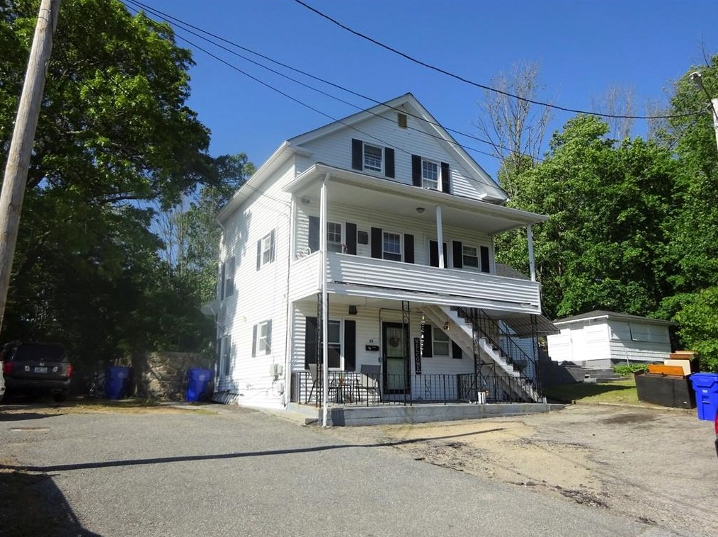 55 Douglas St, West Warwick, RI 02893