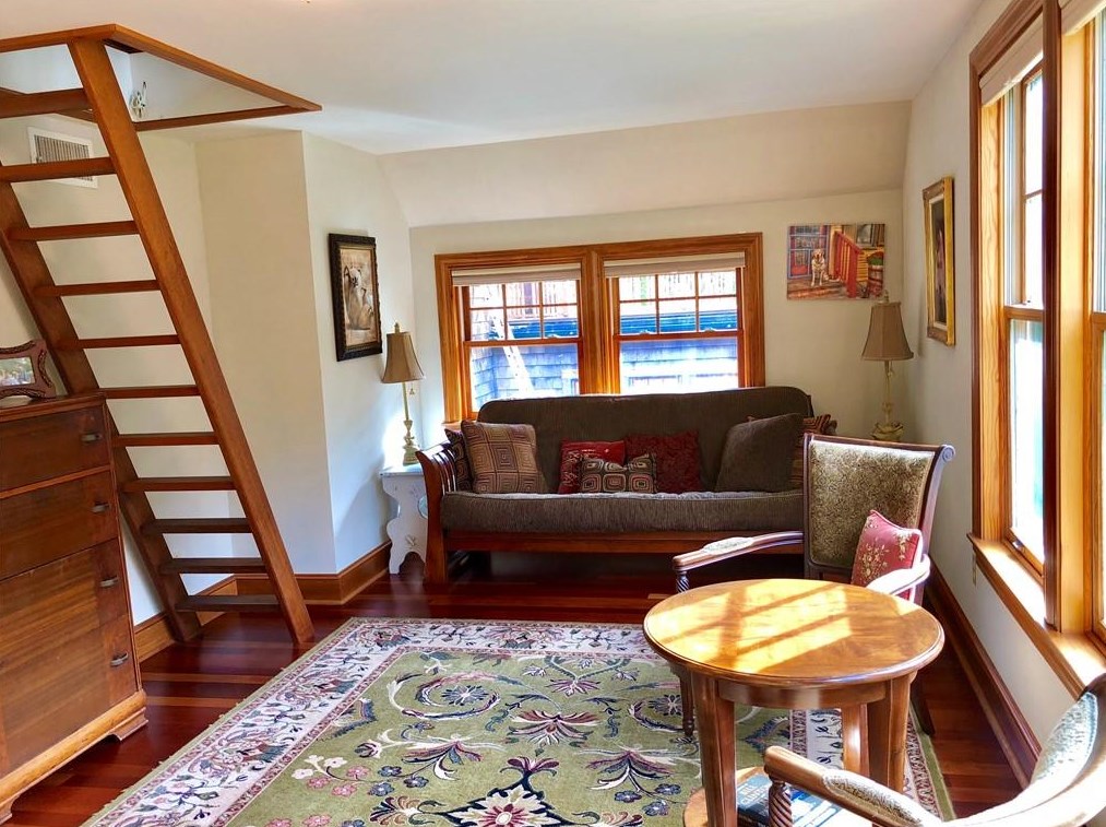 18 Intrepid Ln, Jamestown RI  02835-1853 exterior