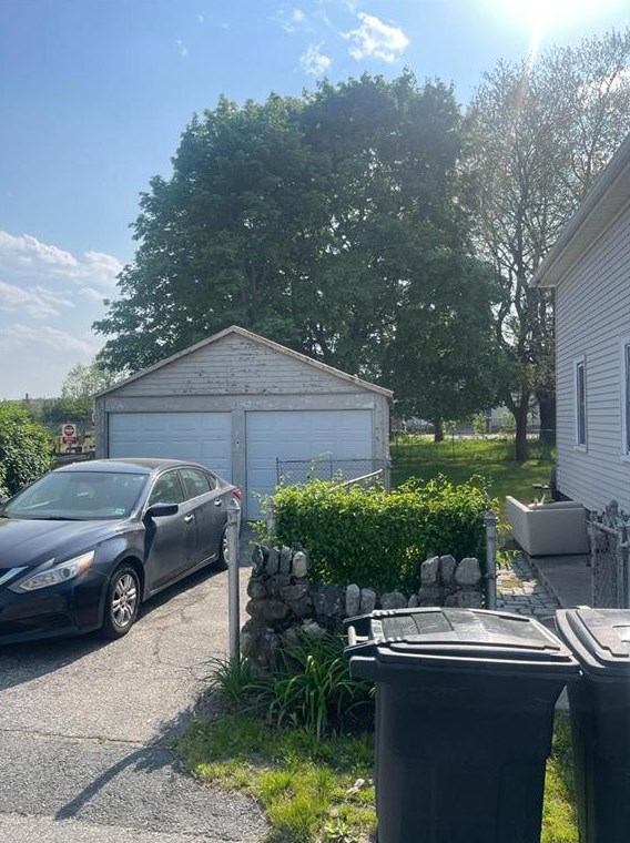 129 Hedley Ave, Providence, RI 02919