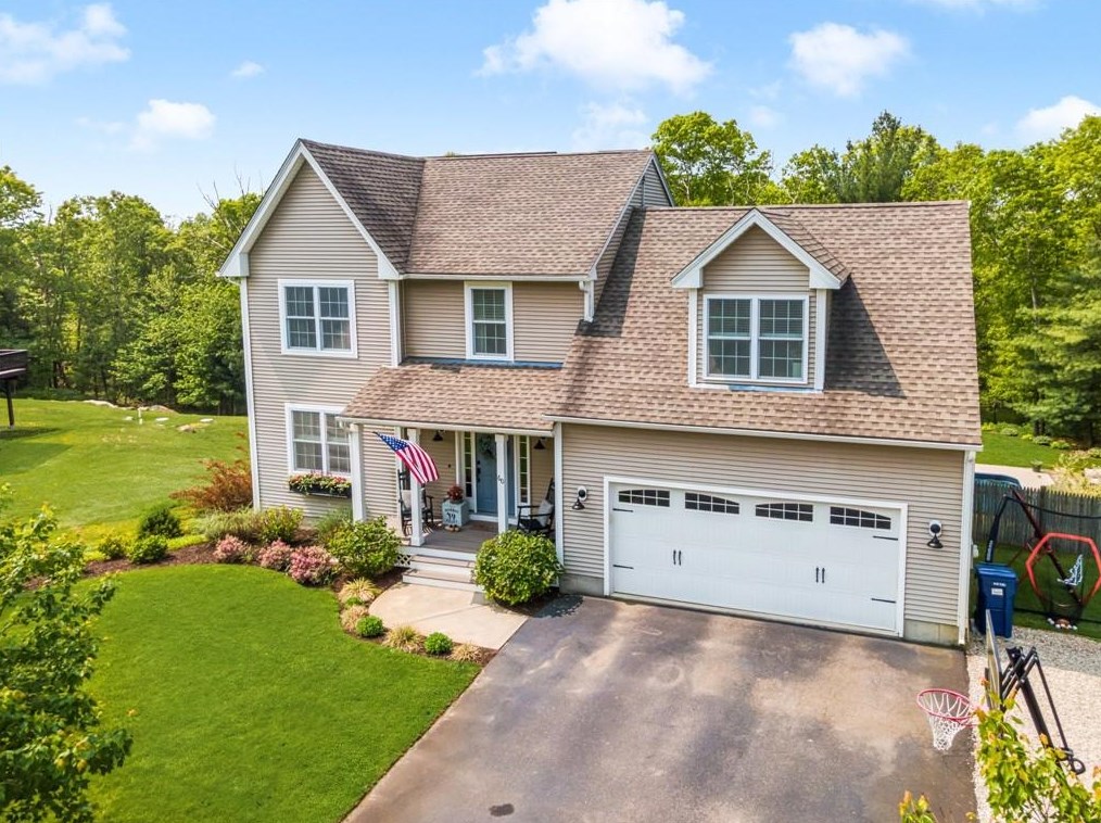 60 Clearview Dr, Richmond, RI 02892