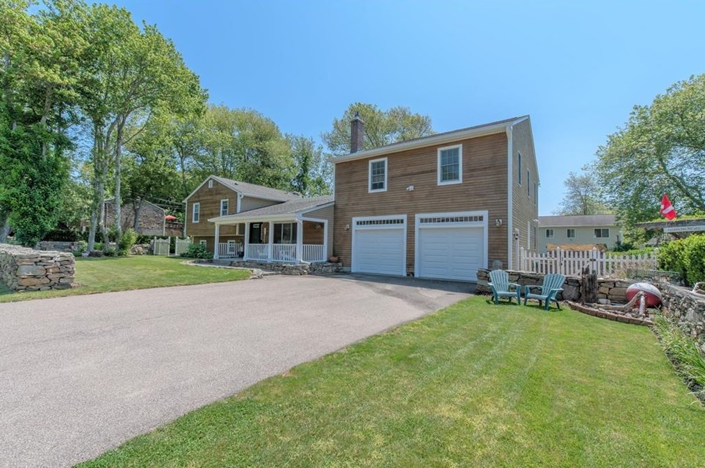 42 Wampum Rd, South Kingstown, RI 02882