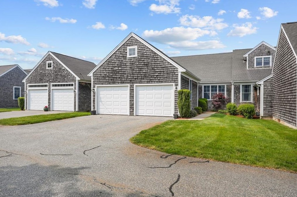 237 Ferry Landing Cir #237, Portsmouth, RI 02871