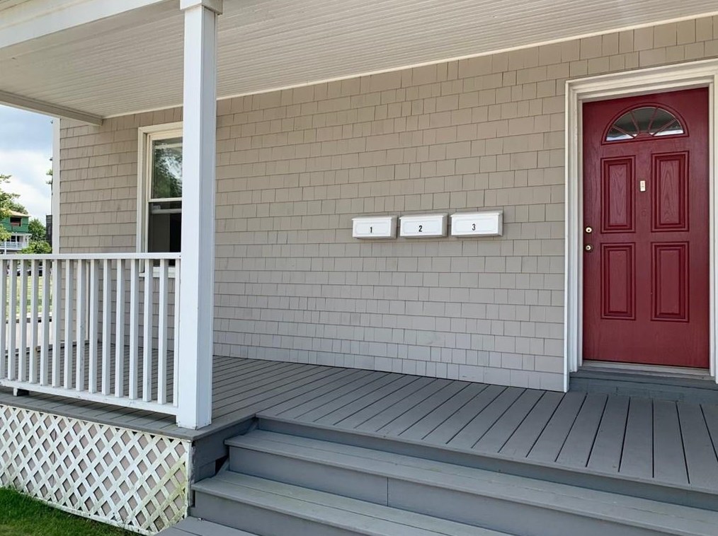 93 Wellington Ave #2, Middletown, RI 02840