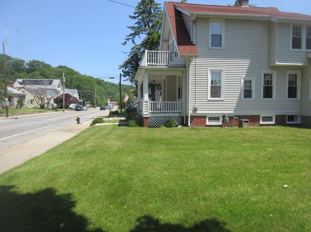 1090 Plainfield St, Providence RI 02909-4630 exterior