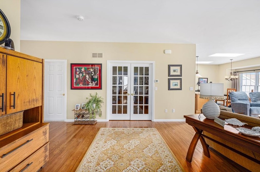 111 Taft Hill Ln, Uxbridge MA 01569-3142 exterior