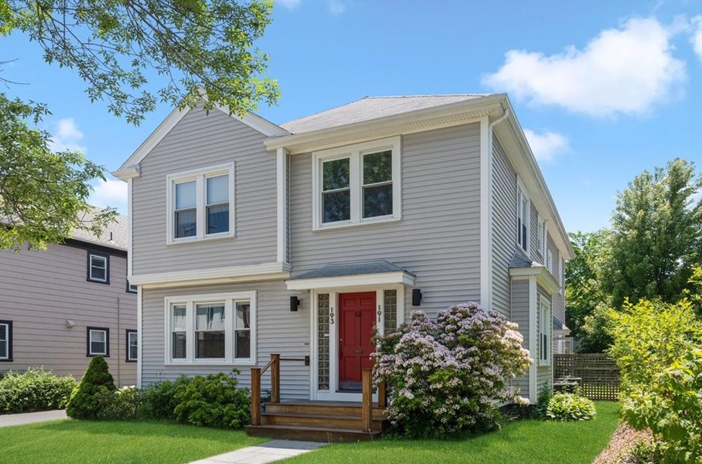 191 Medway St, Providence, RI 02906