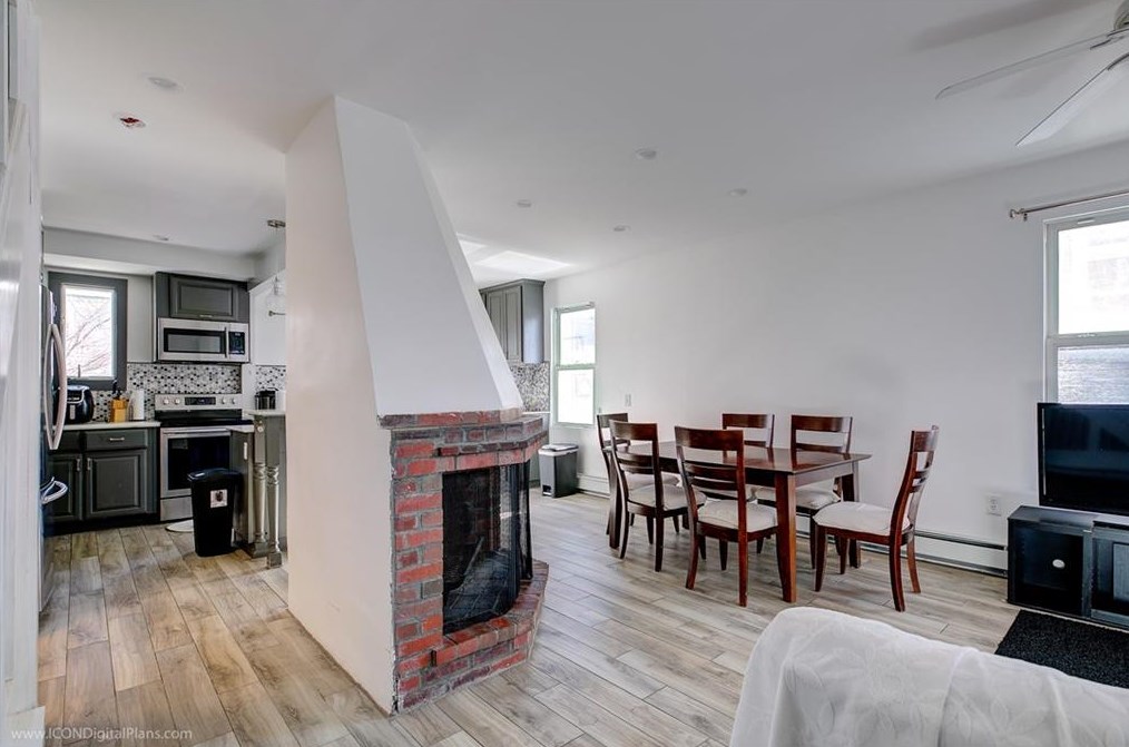 23 Warner St # A, Middletown, RI
