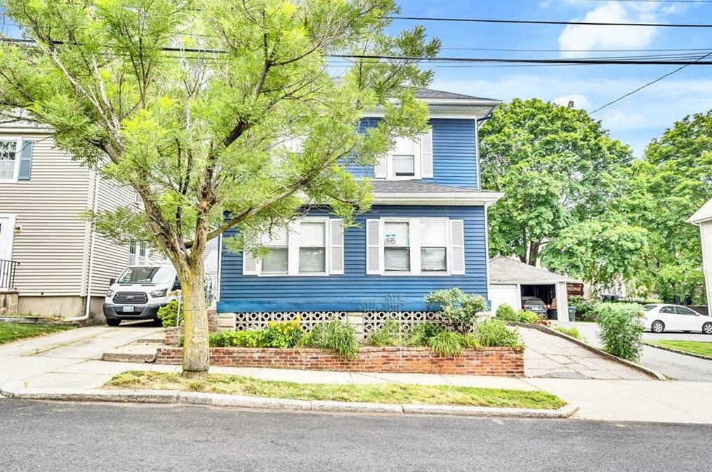 58 Savoy St, Providence, RI 02906