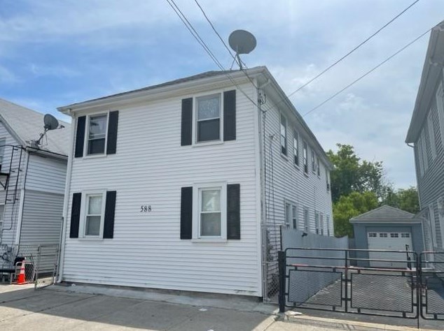 588 Union Ave, Providence, RI 02909