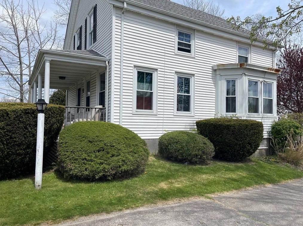3111 E Main Rd, Portsmouth, RI 02871