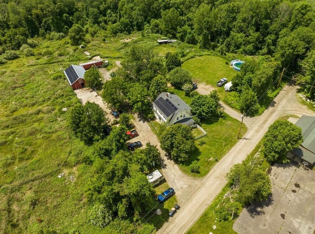 14 Round Hill Rd, Scituate, RI 02825