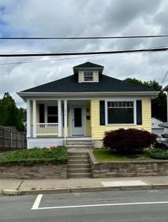 1048 Central Ave, Pawtucket, RI 02861